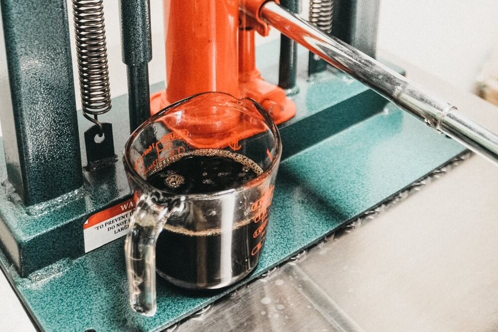 What is a Tincture? - Matriarch Herbs